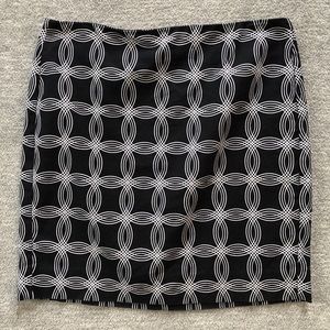 Banana Republic Black/White Pencil Skirt